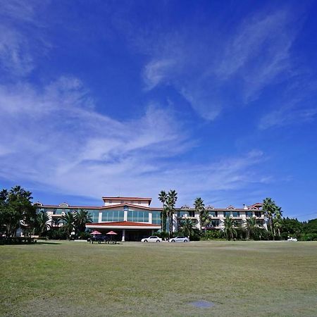Lake Hills Jeju Resort Seogwipo Exterior photo
